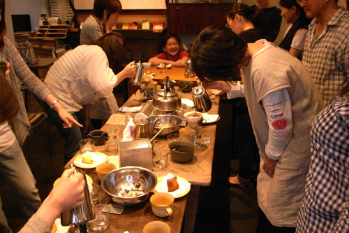 100607e3818ae3818ae38284e38193e383bce381b2e69599e5aea4